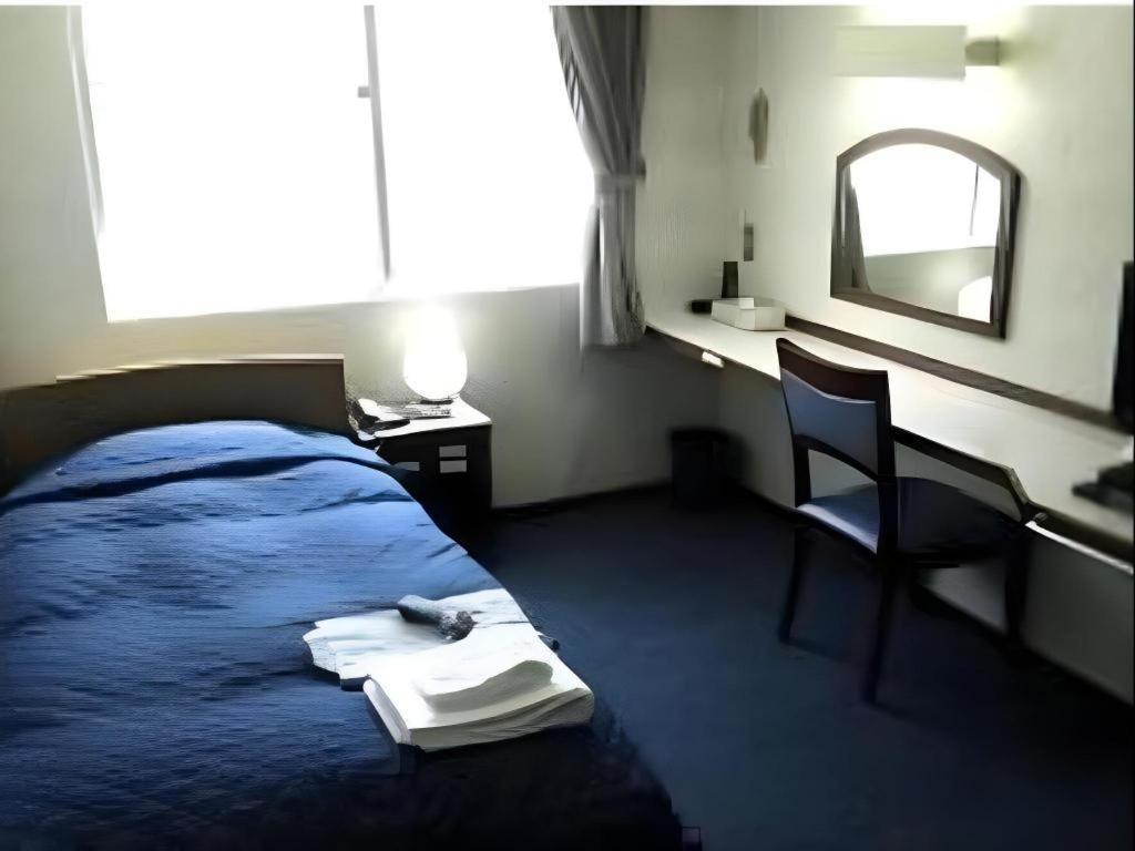 Hotel Business *