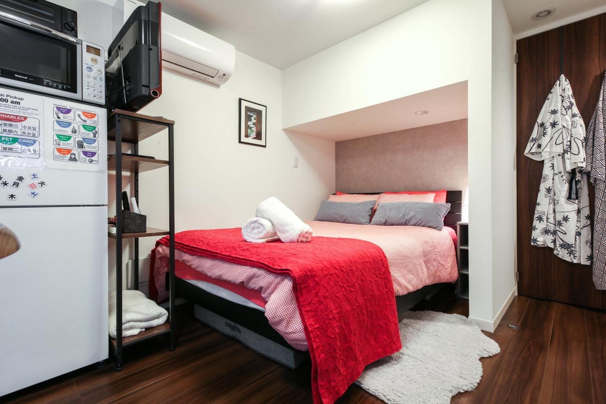 North With Private Entrance 3*