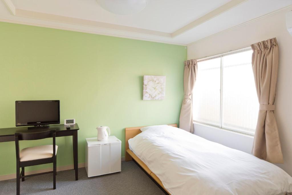 Shin-okubo Hotel