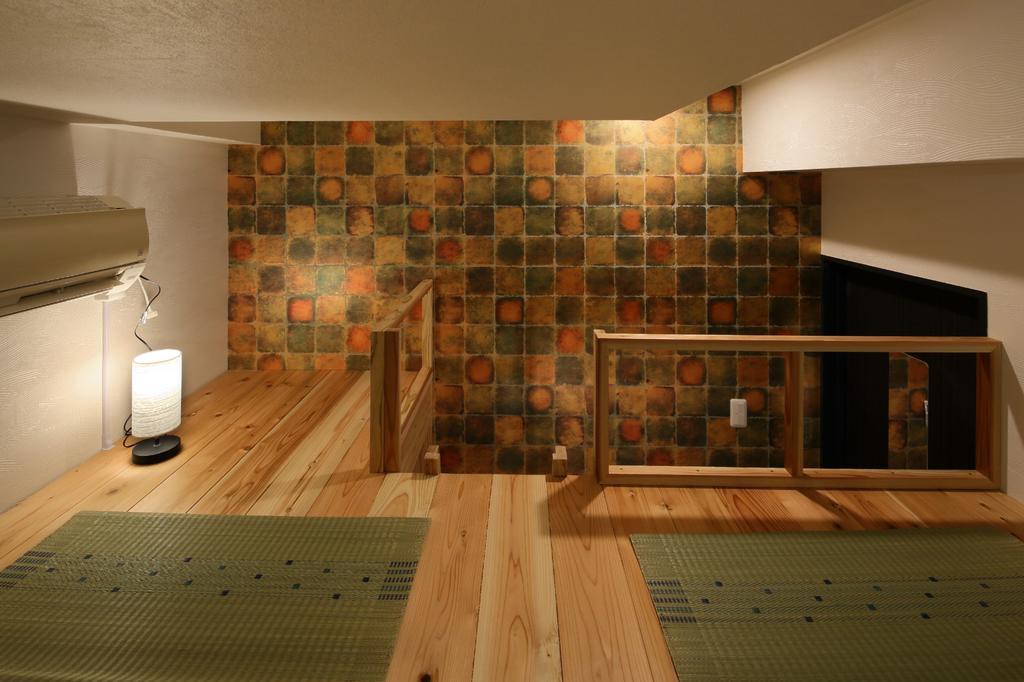 Hostel Ikidane House *