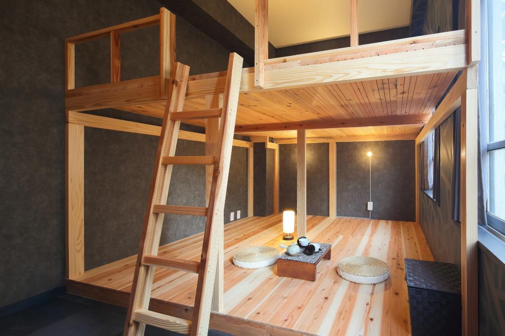 Hostel Ikidane House