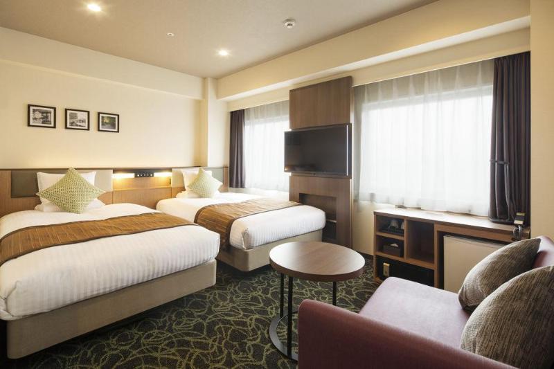 Mystays Gotanda 3*
