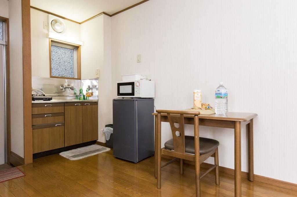 Apartment Shinjuku 101 *