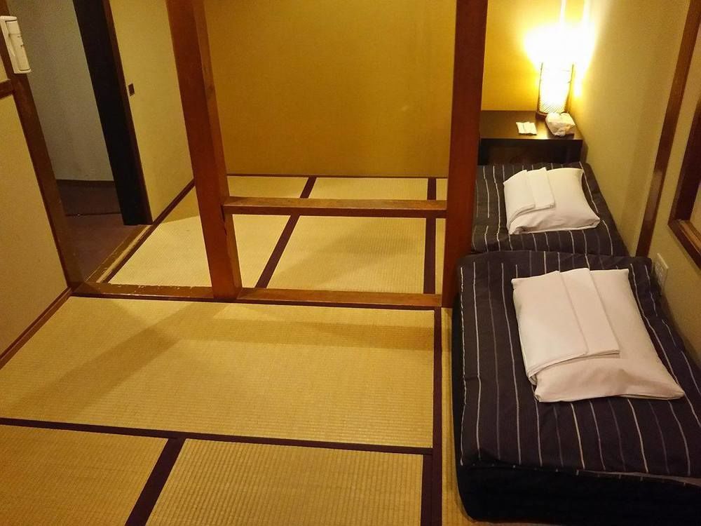 Khaosan Kabuki Hostel *