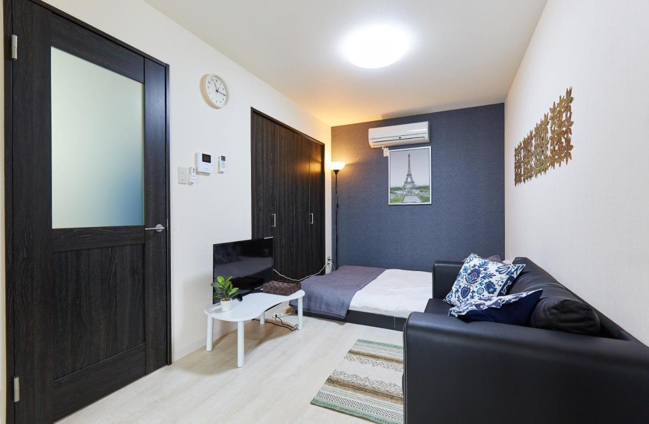 Apartment H-nishikamata Colorbee House Tokyo