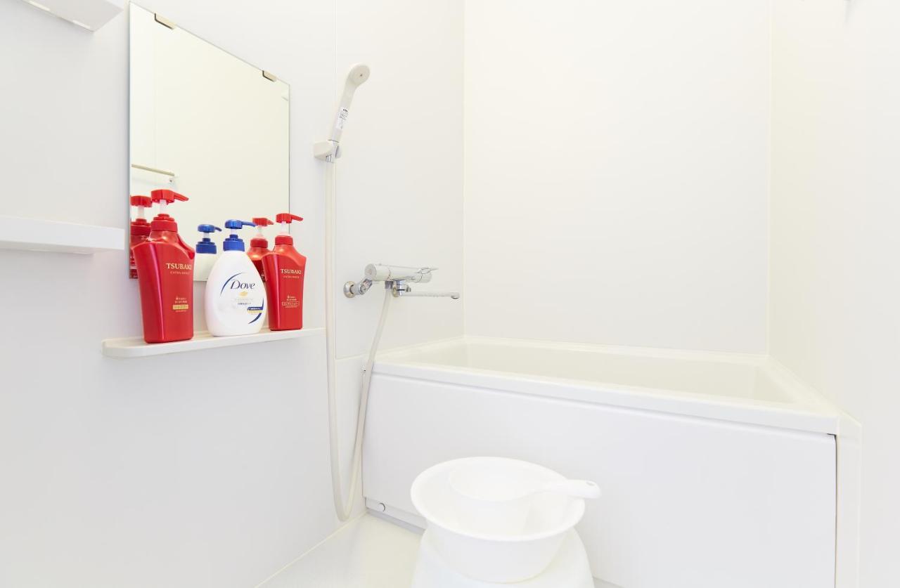 Apartment H-nishikamata Colorbee House