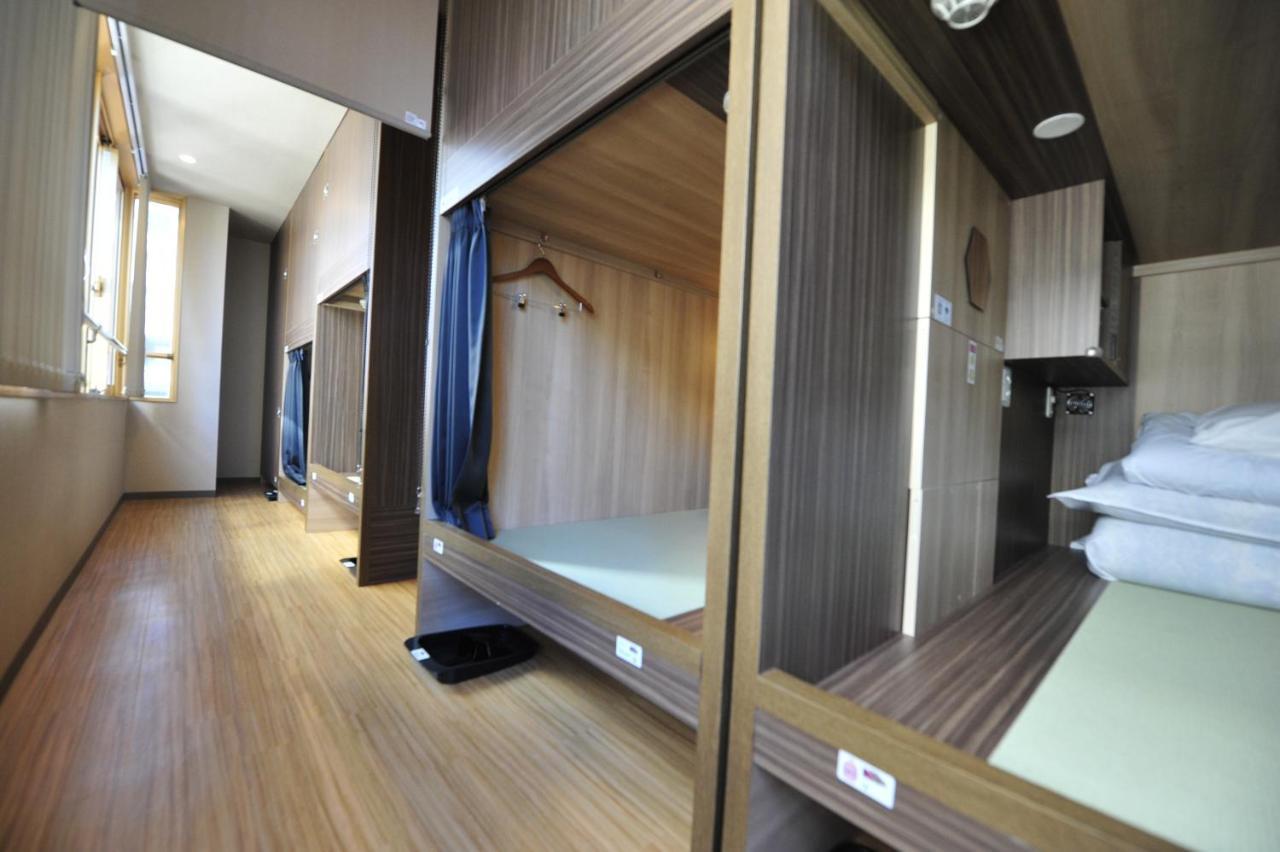 Dj Ginza Hostel
