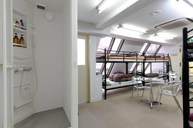 Apartment Yushima Okachimachi Tokyo