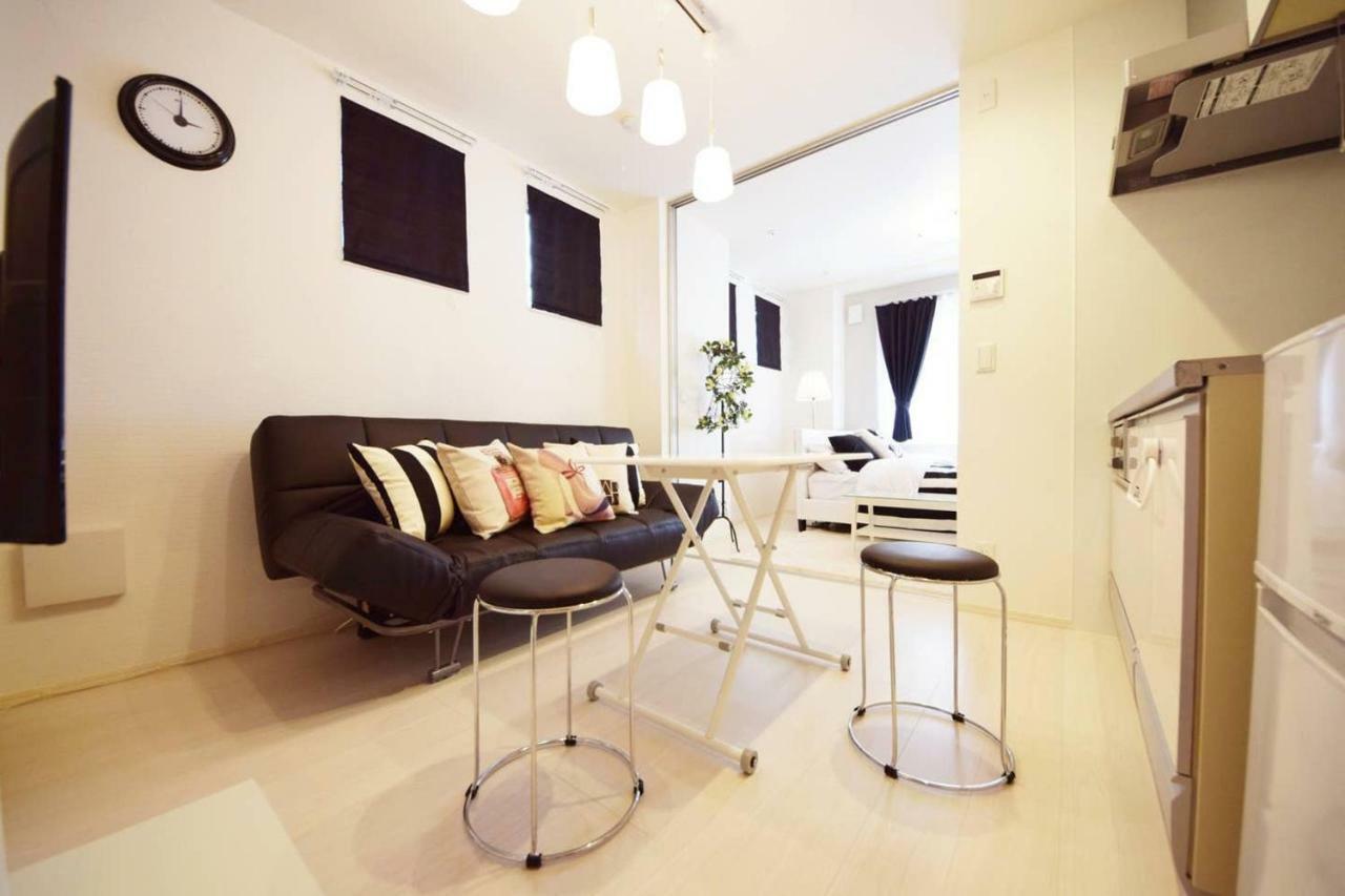 Three 101 Apartment *