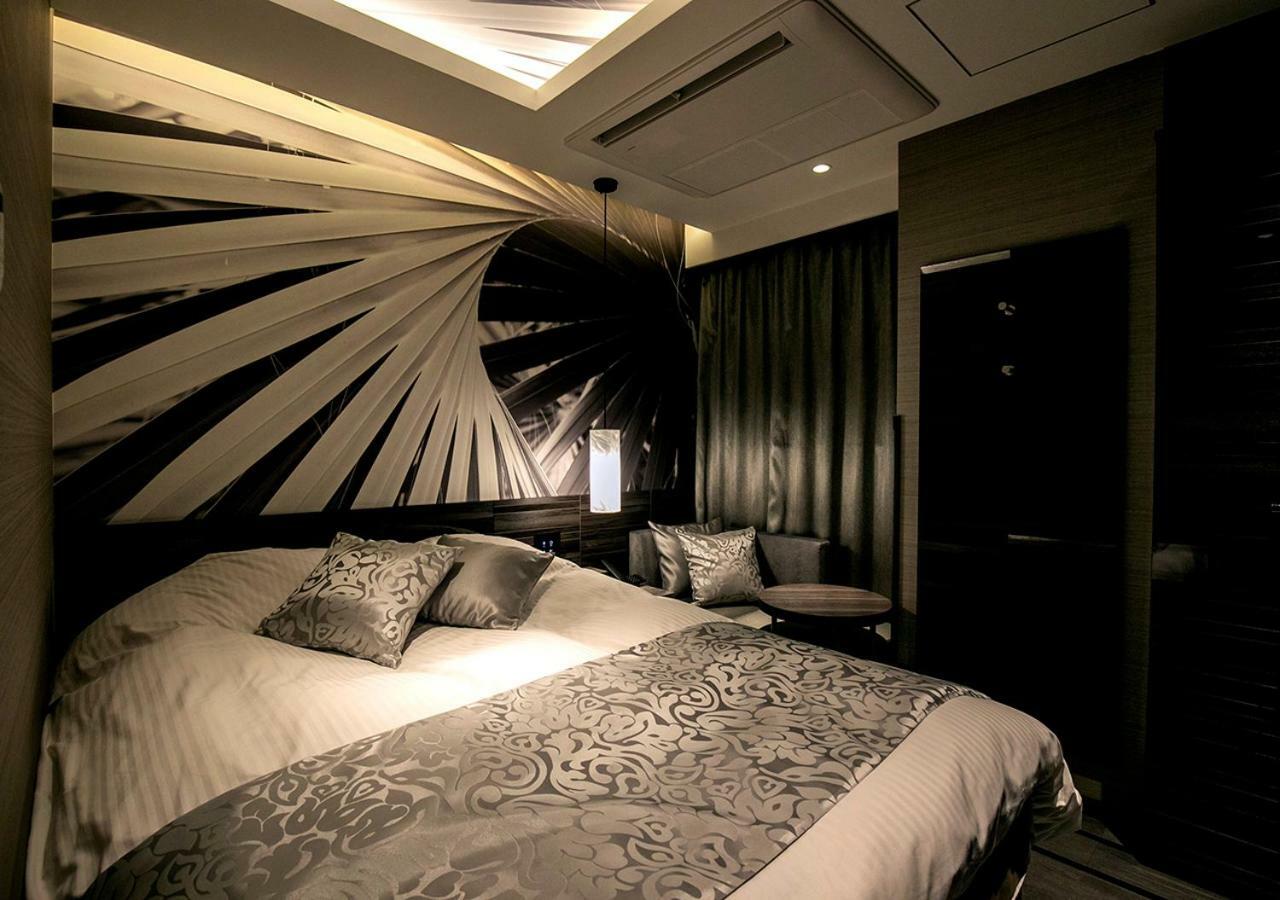 Rex Akasaka Love hotel 3*