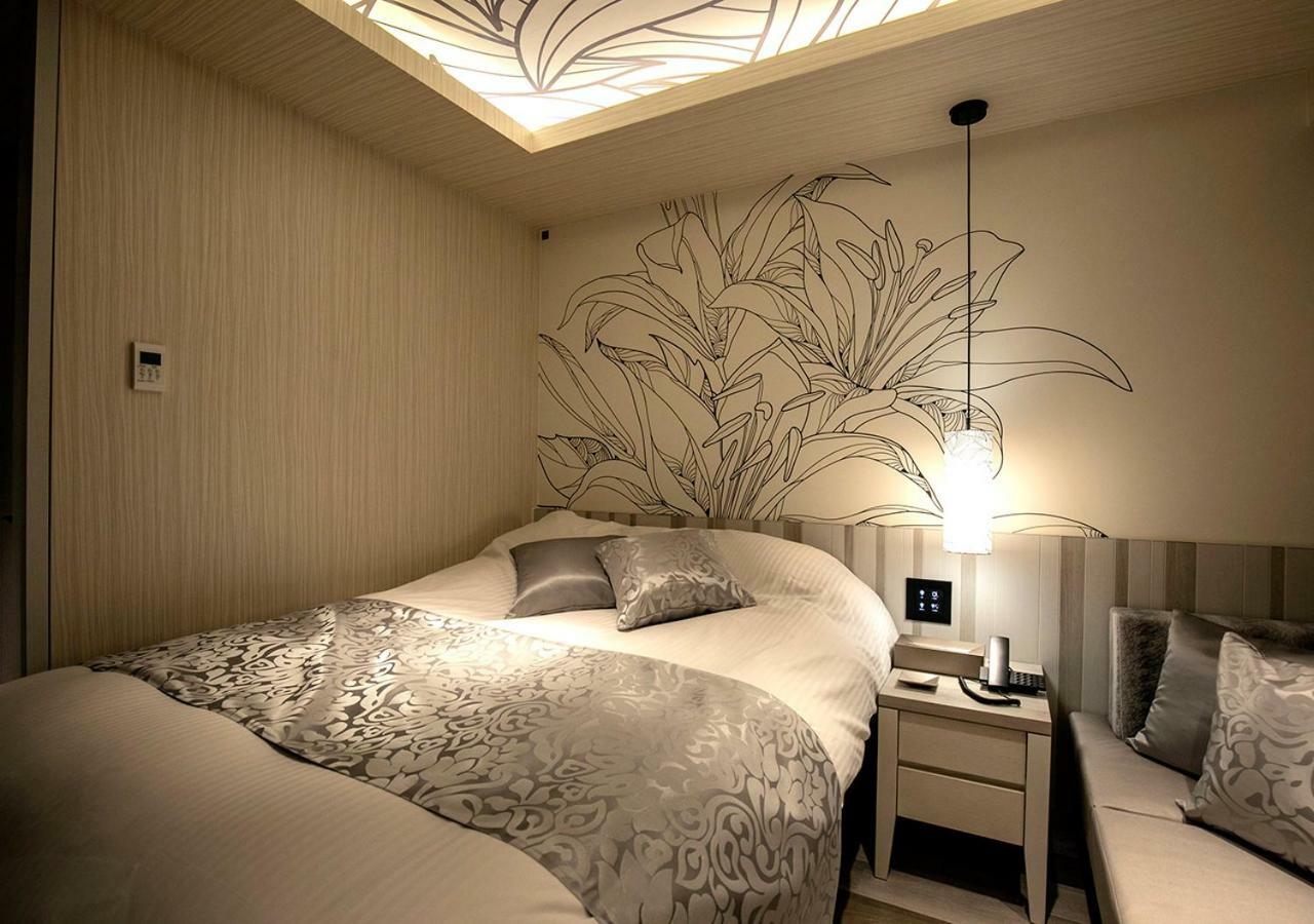 Rex Akasaka Love hotel 3*