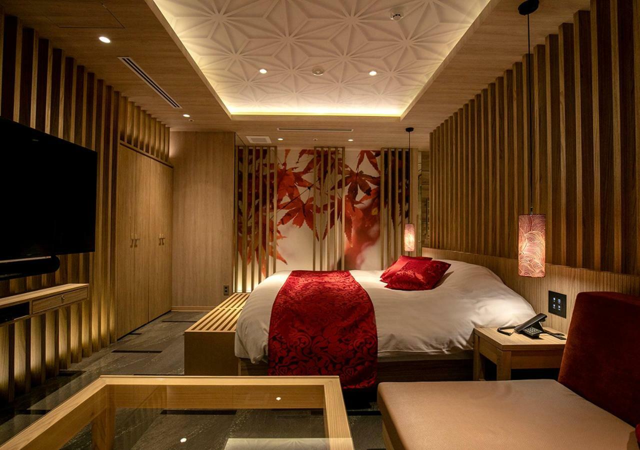 Rex Akasaka Love hotel 3*