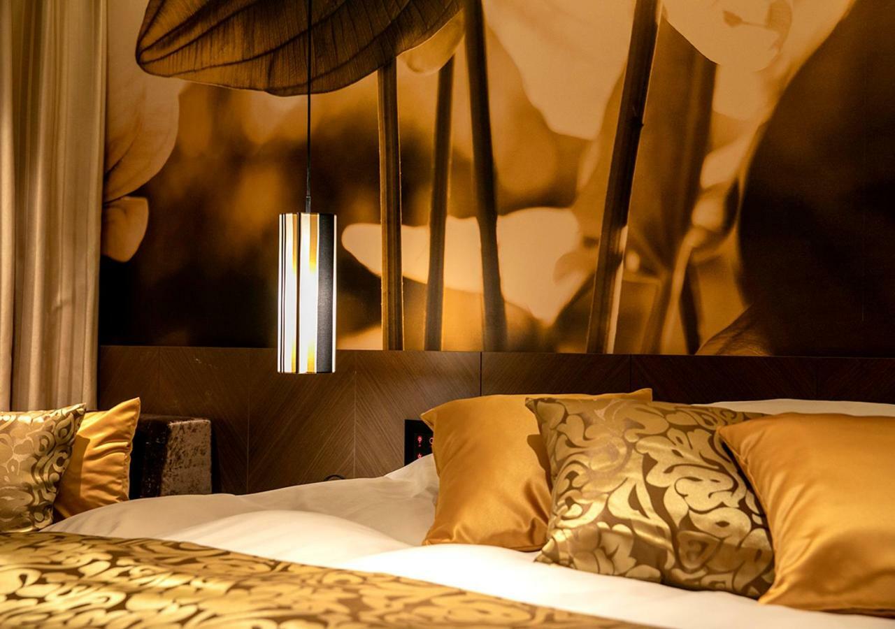 Love hotel Rex Akasaka 3*