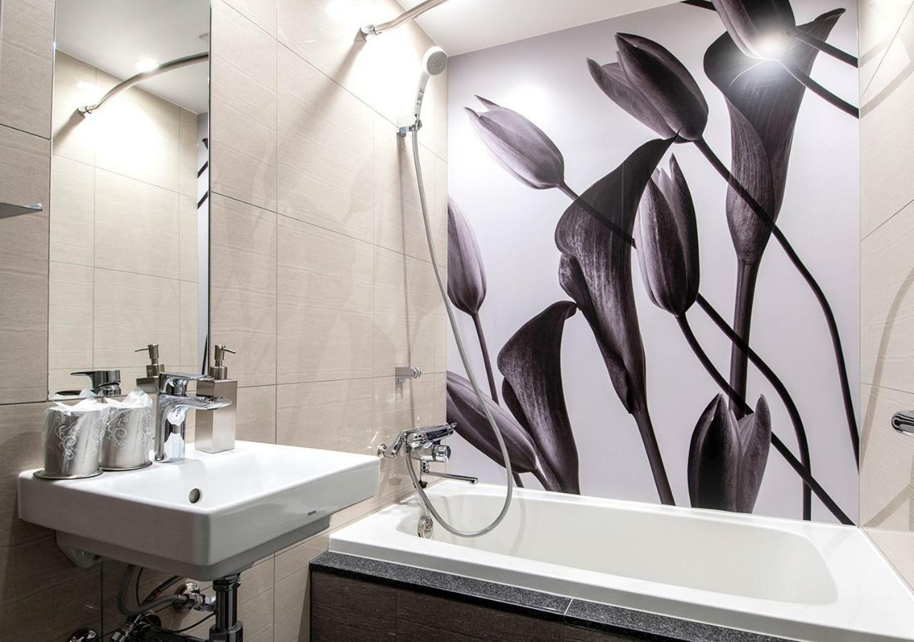 Love hotel Rex Akasaka 3*