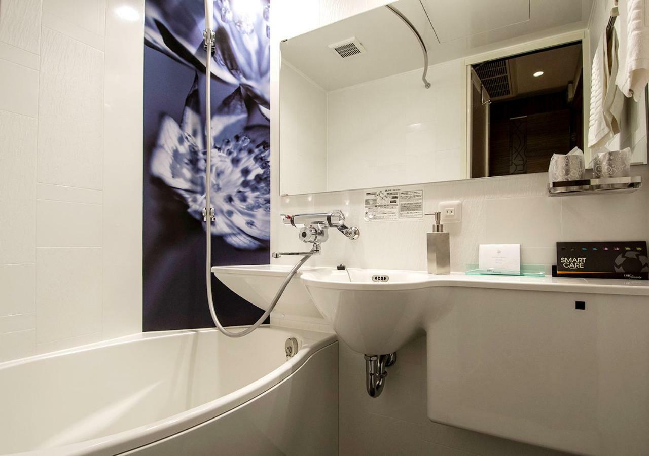 Love hotel Rex Akasaka 3*