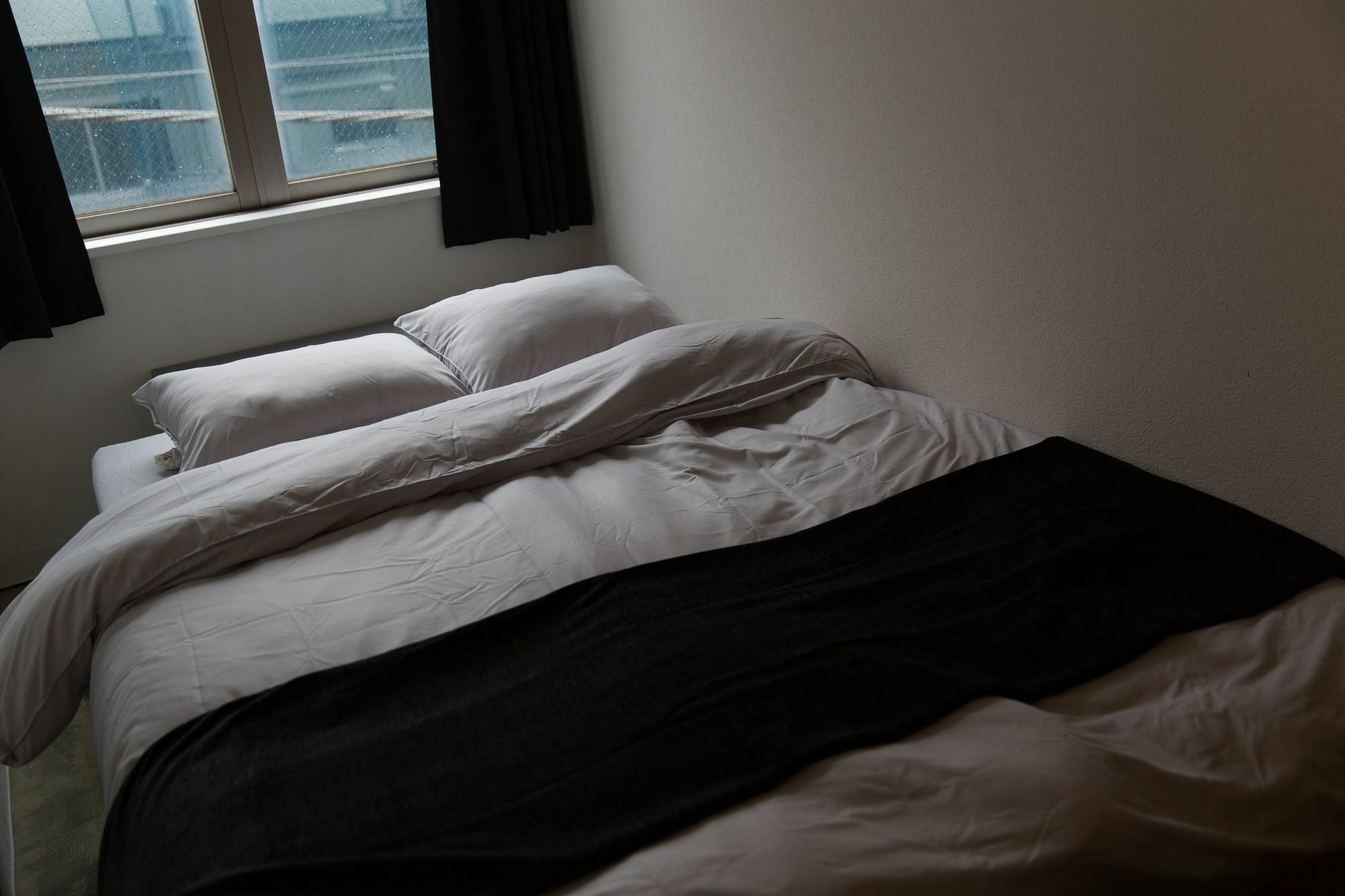 Waves Nakameguro Hostel
