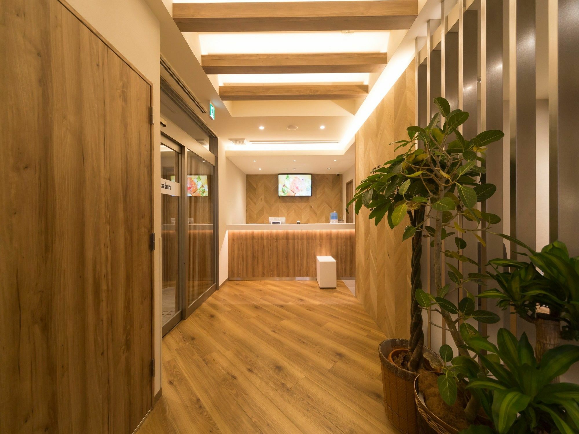 Global Suidobashi Capsule hotel Tokyo