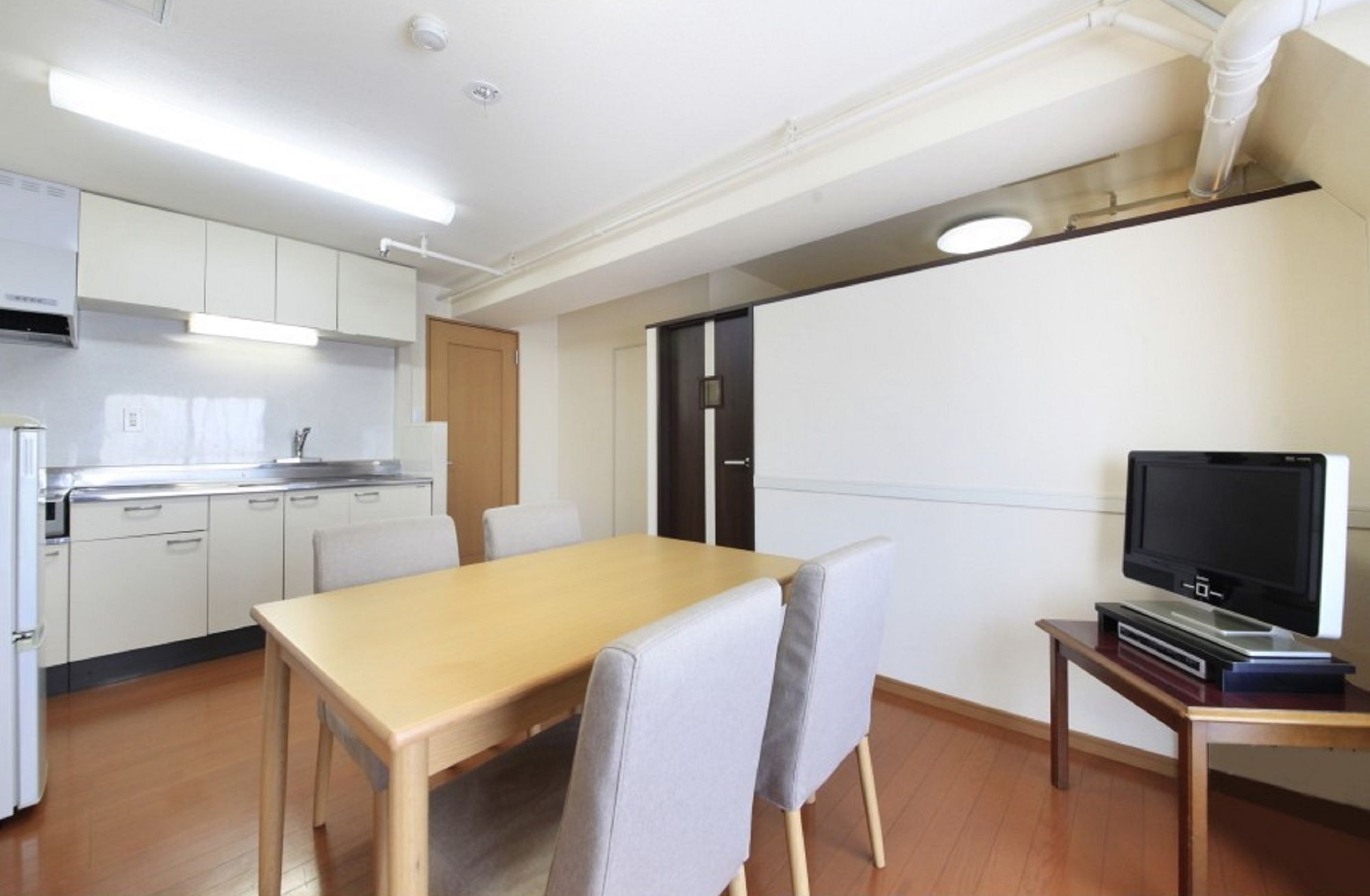 Shinjuku Urban Hotel 2*
