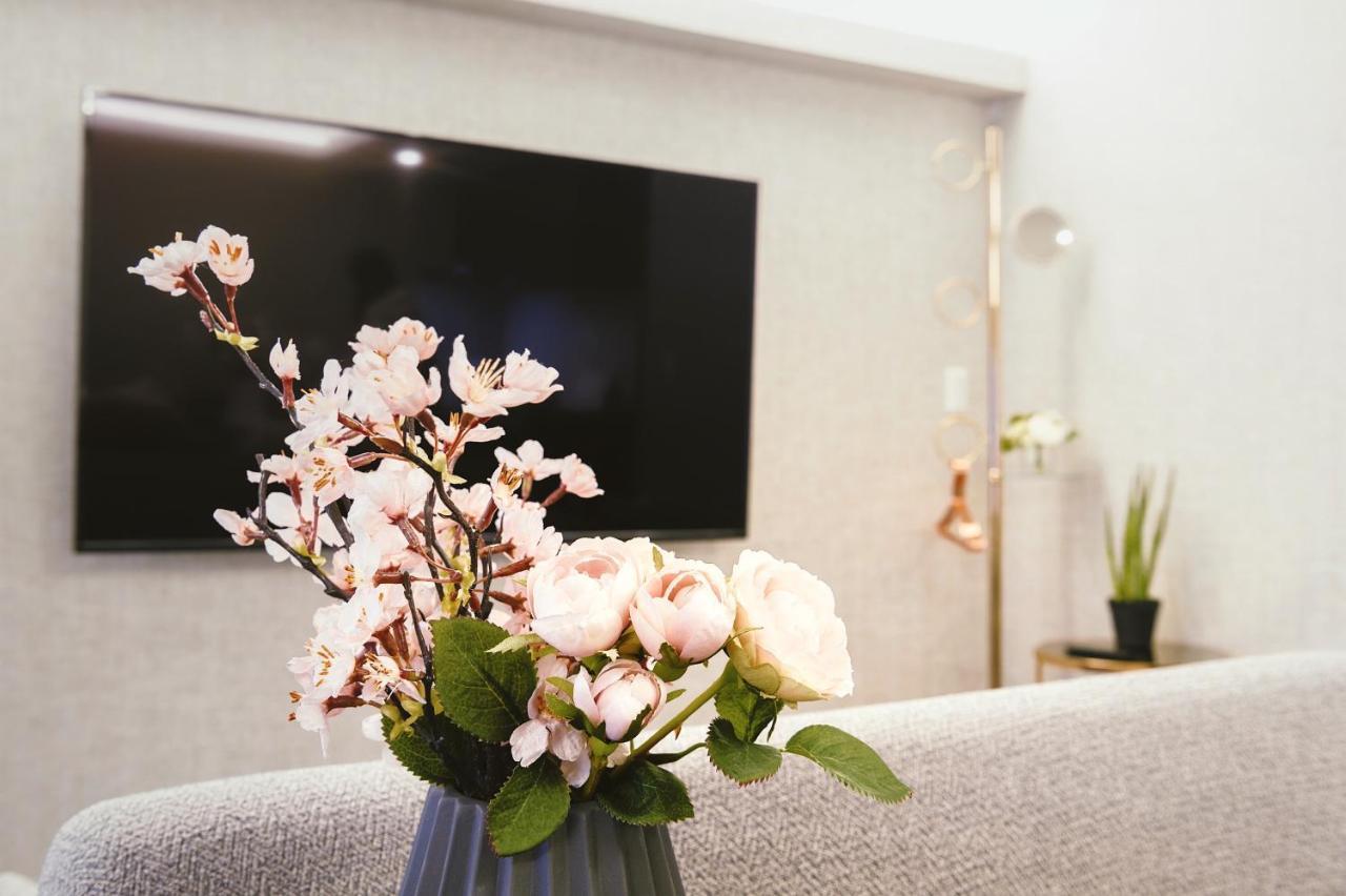Hotel Cherry Blooming Tokyo- All Boutique 东京伊樱里-中央区全套房艺术酒店 Tokyo