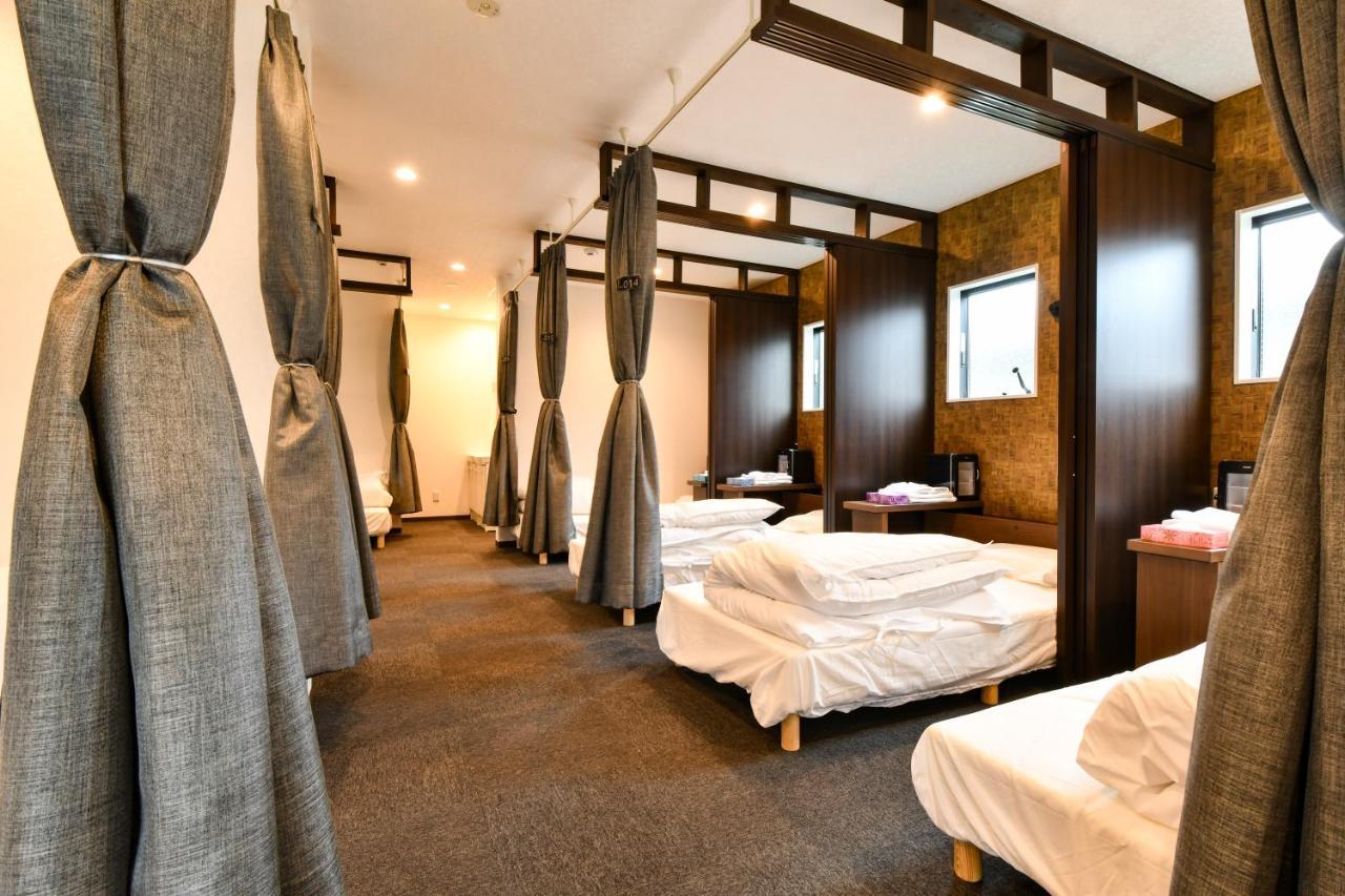 Samurai Sugamo-male Only Guest house *